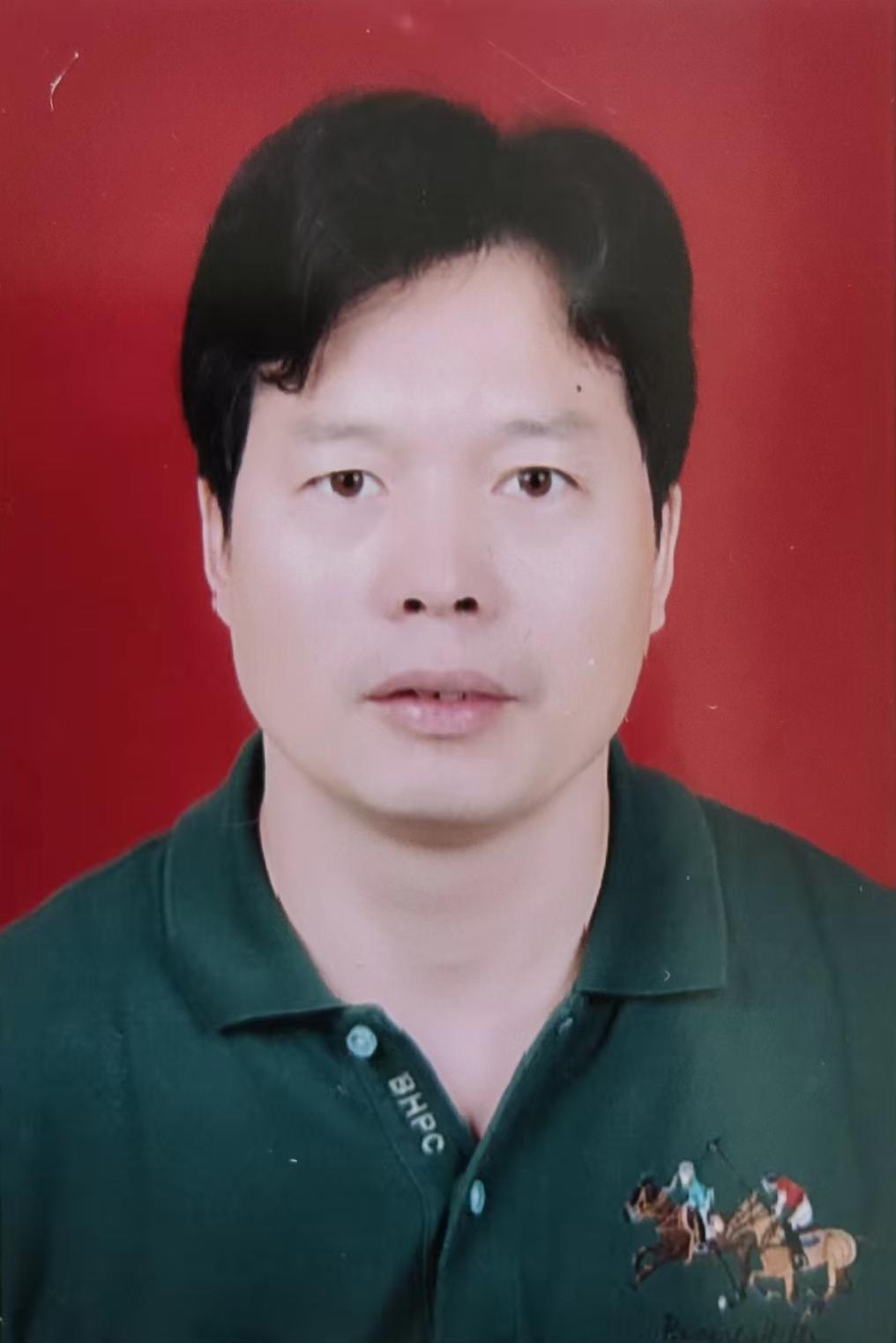 张锦飞